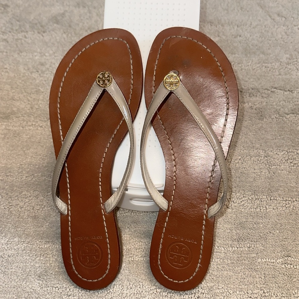 Tory Burch sandal size 7.5